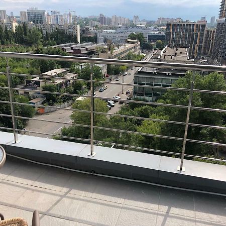Аренда Апартаментов В Центре Киева Kyiv Exterior photo
